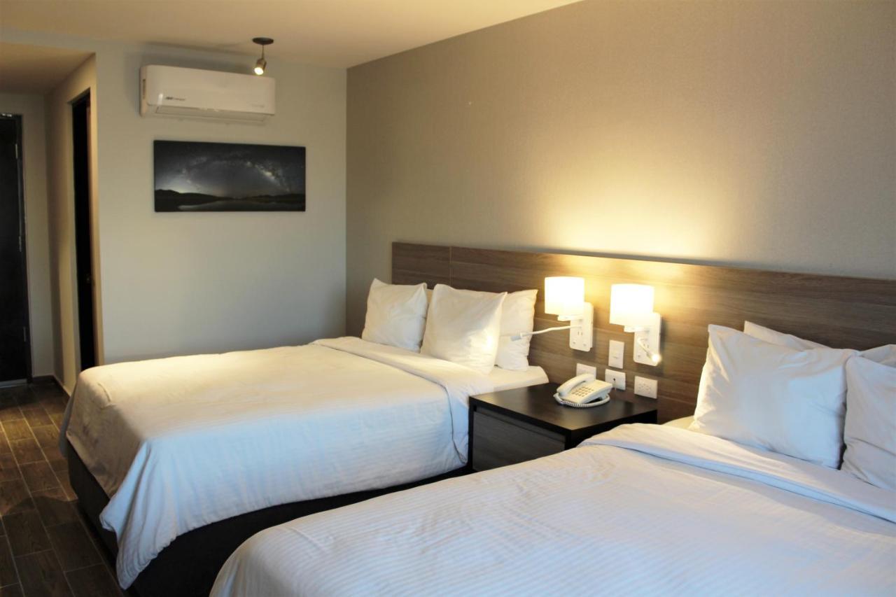 Hotel Nuvo Сальтильо Экстерьер фото