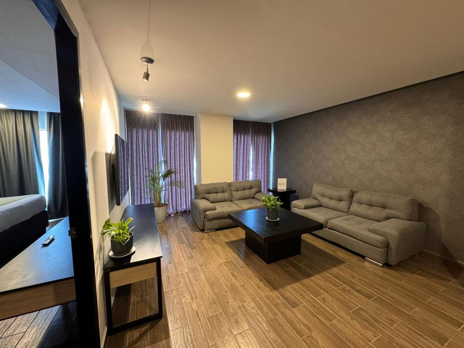 Hotel Nuvo Сальтильо Экстерьер фото